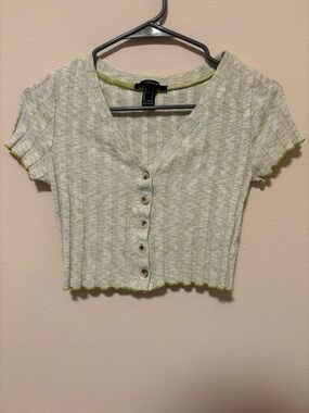 Forever 21 Pale Green Ribbed Button-Front Crop Top